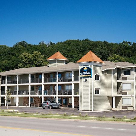 Kasa Gold Coast Inn Traverse City Exterior photo