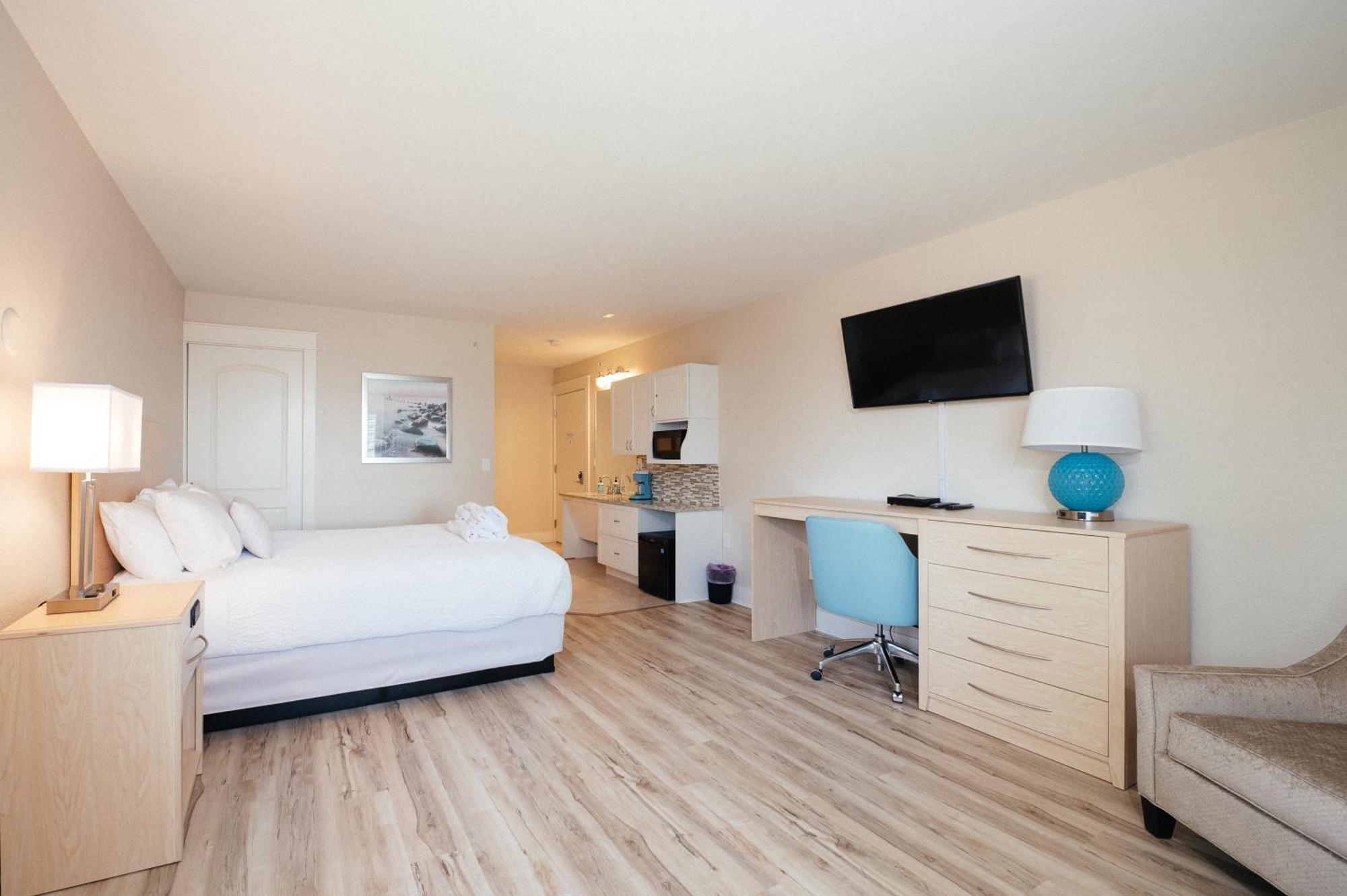 Kasa Gold Coast Inn Traverse City Room photo