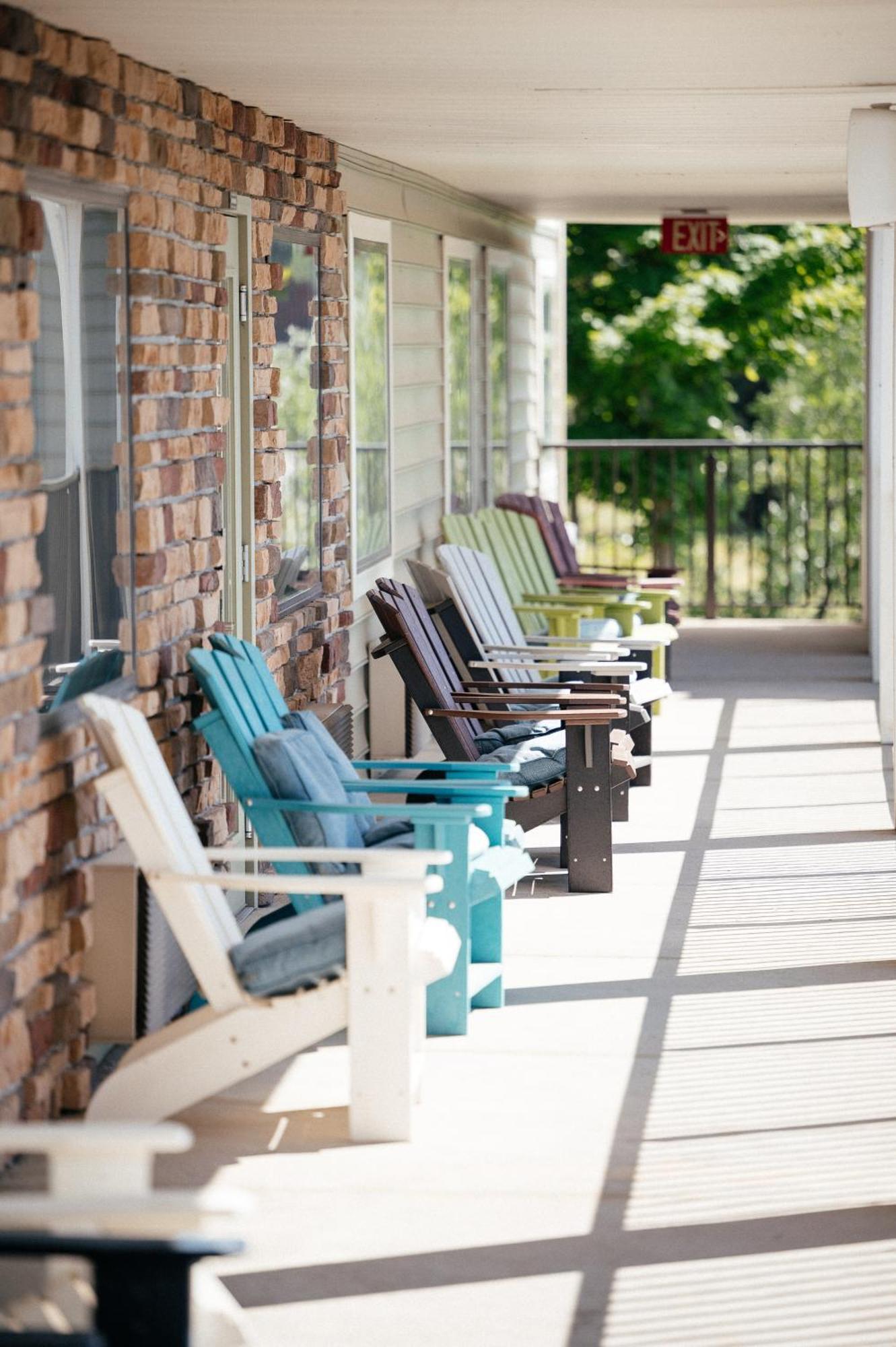 Kasa Gold Coast Inn Traverse City Exterior photo